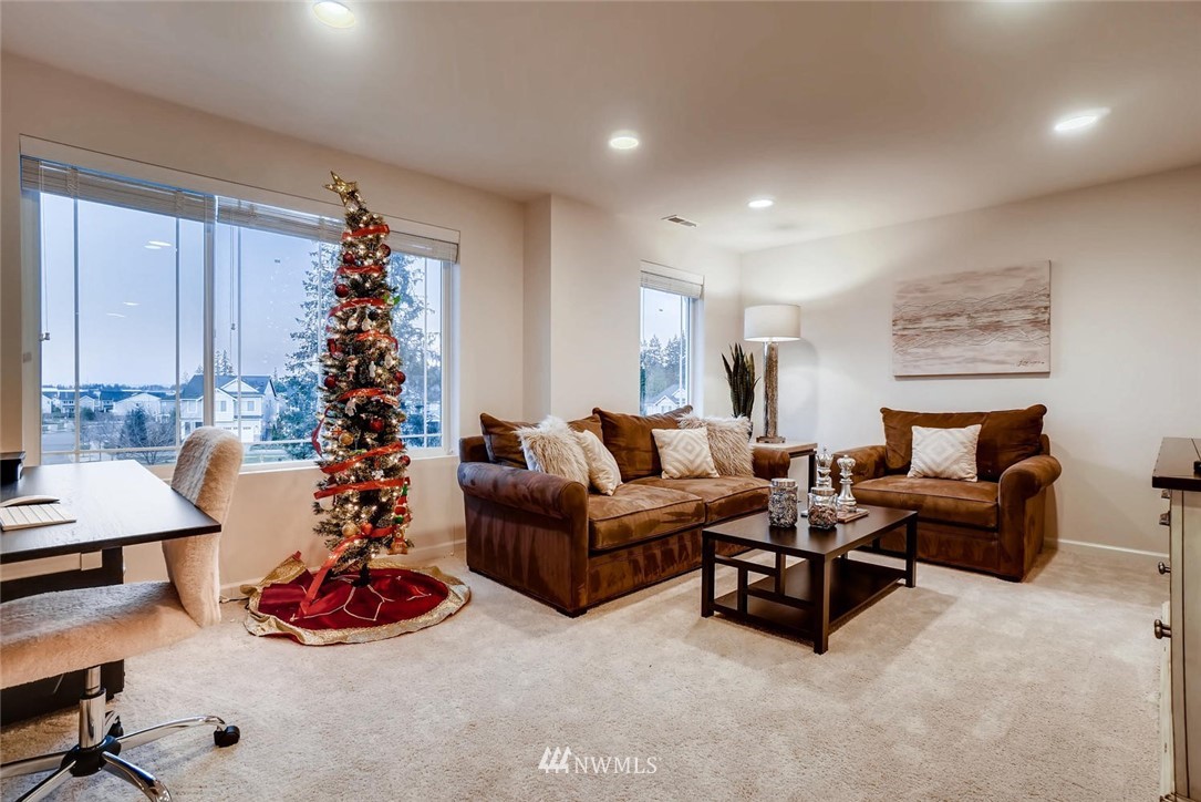3702 198th Place Southeast Bothell, WA 98012 - Photo 20 of 25 Gallery Image 20