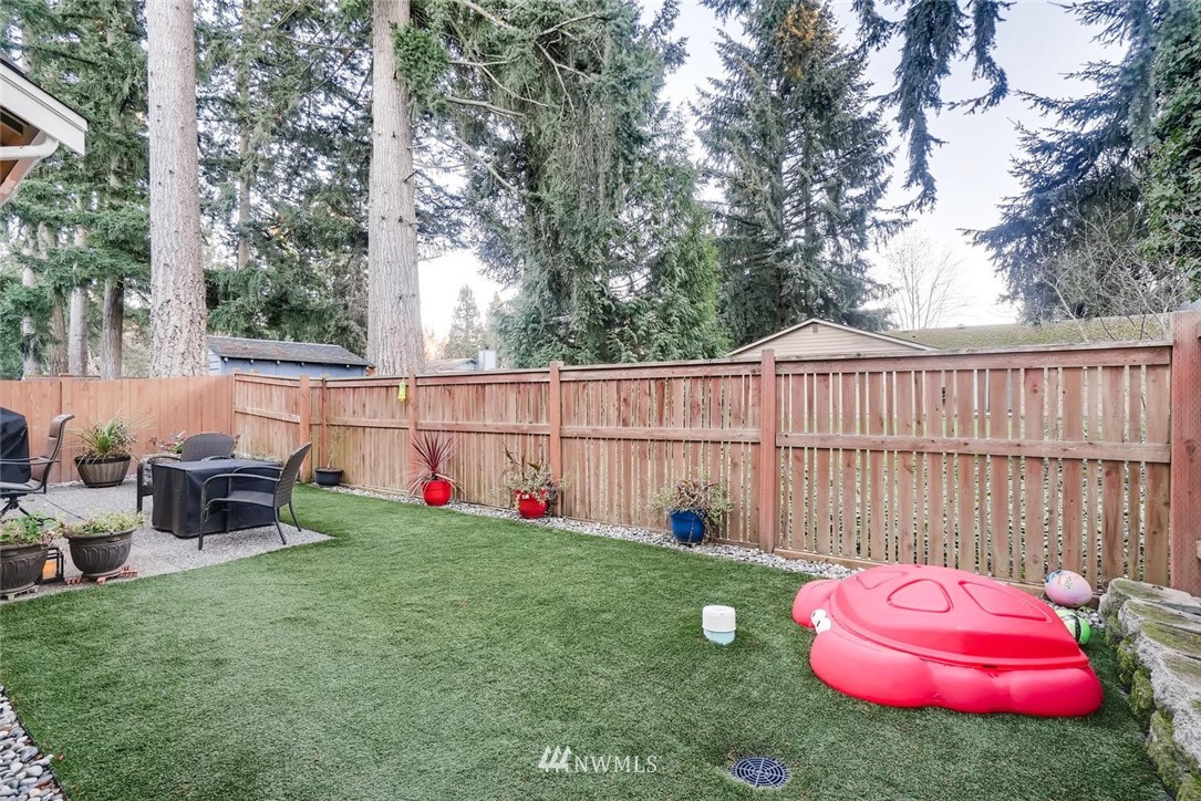 3702 198th Place Southeast Bothell, WA 98012 - Photo 23 of 25 Gallery Image 23
