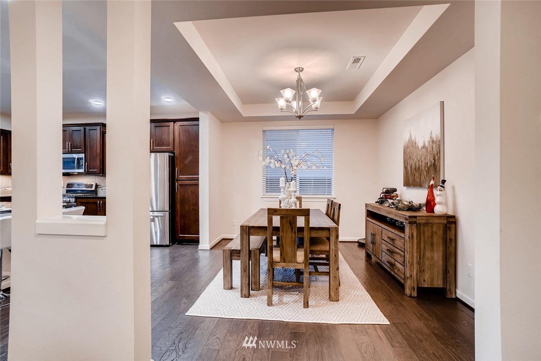 3702 198th Place Southeast Bothell, WA 98012 - Photo 7 of 25 Gallery Image 7