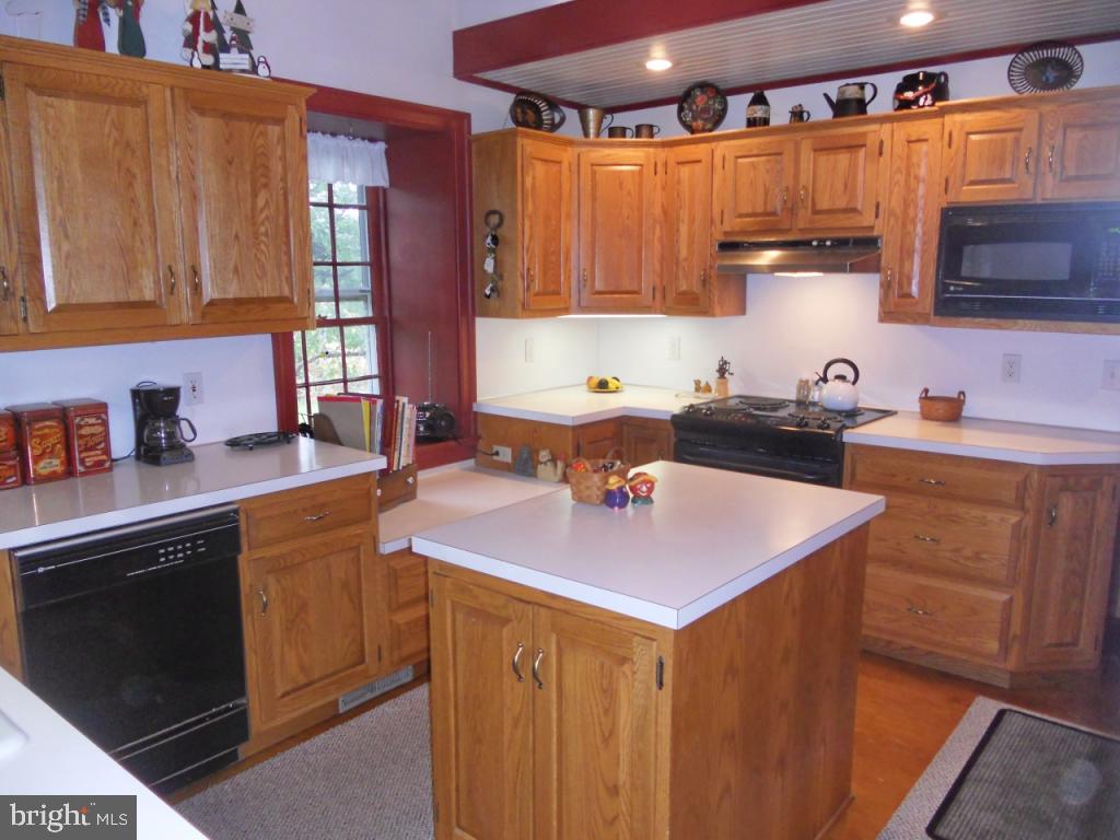 833 Lititz Road Lititz, PA 17543 - Photo 14 of 73 Gallery Image 14