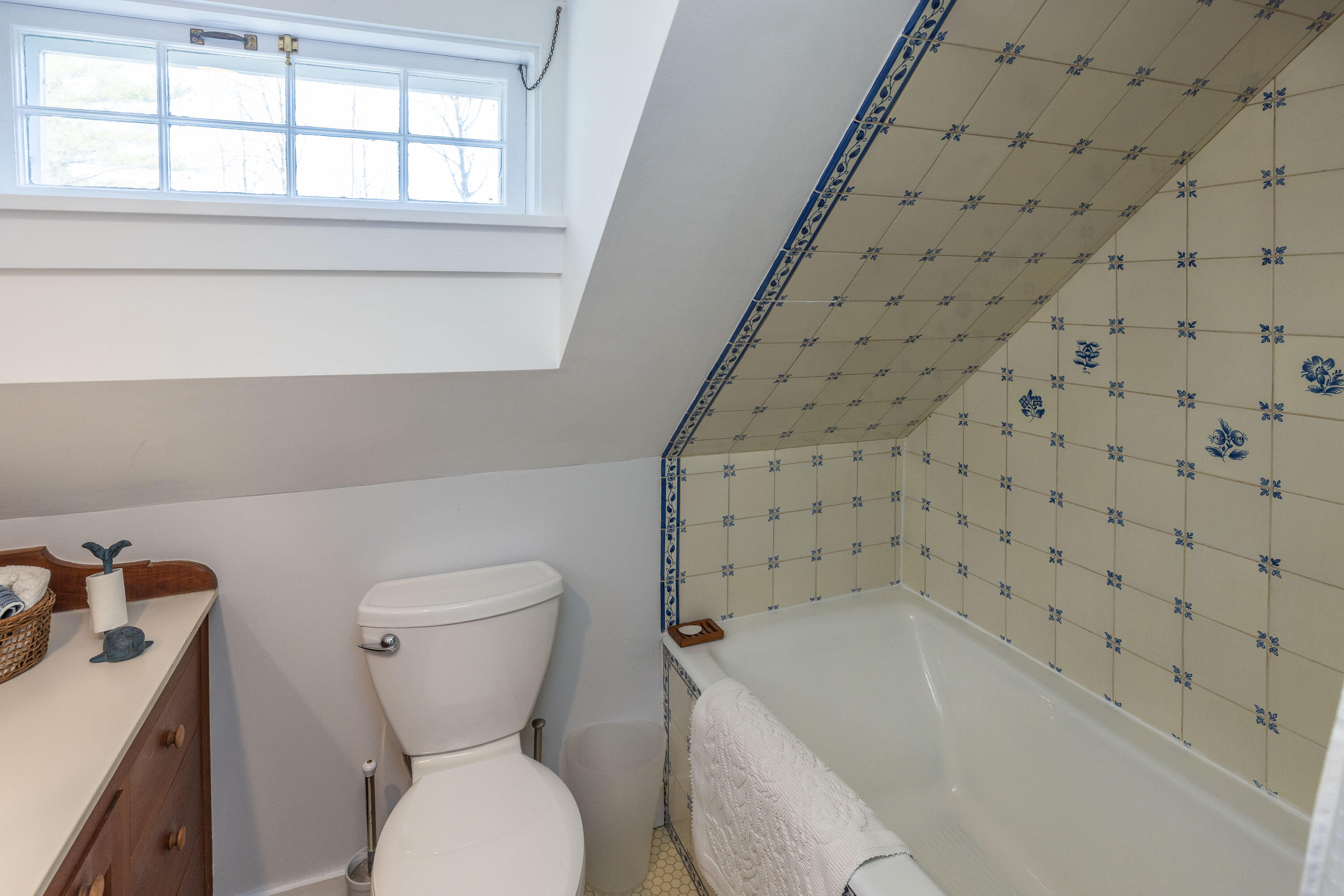 439 Turkey Cove Road St. George, ME 04860 - Photo 59 of 87 primary bathroom