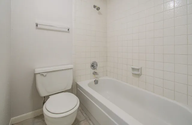 $800 | 10110 Forum W Drive, Unit 523, Houston, TX 77036