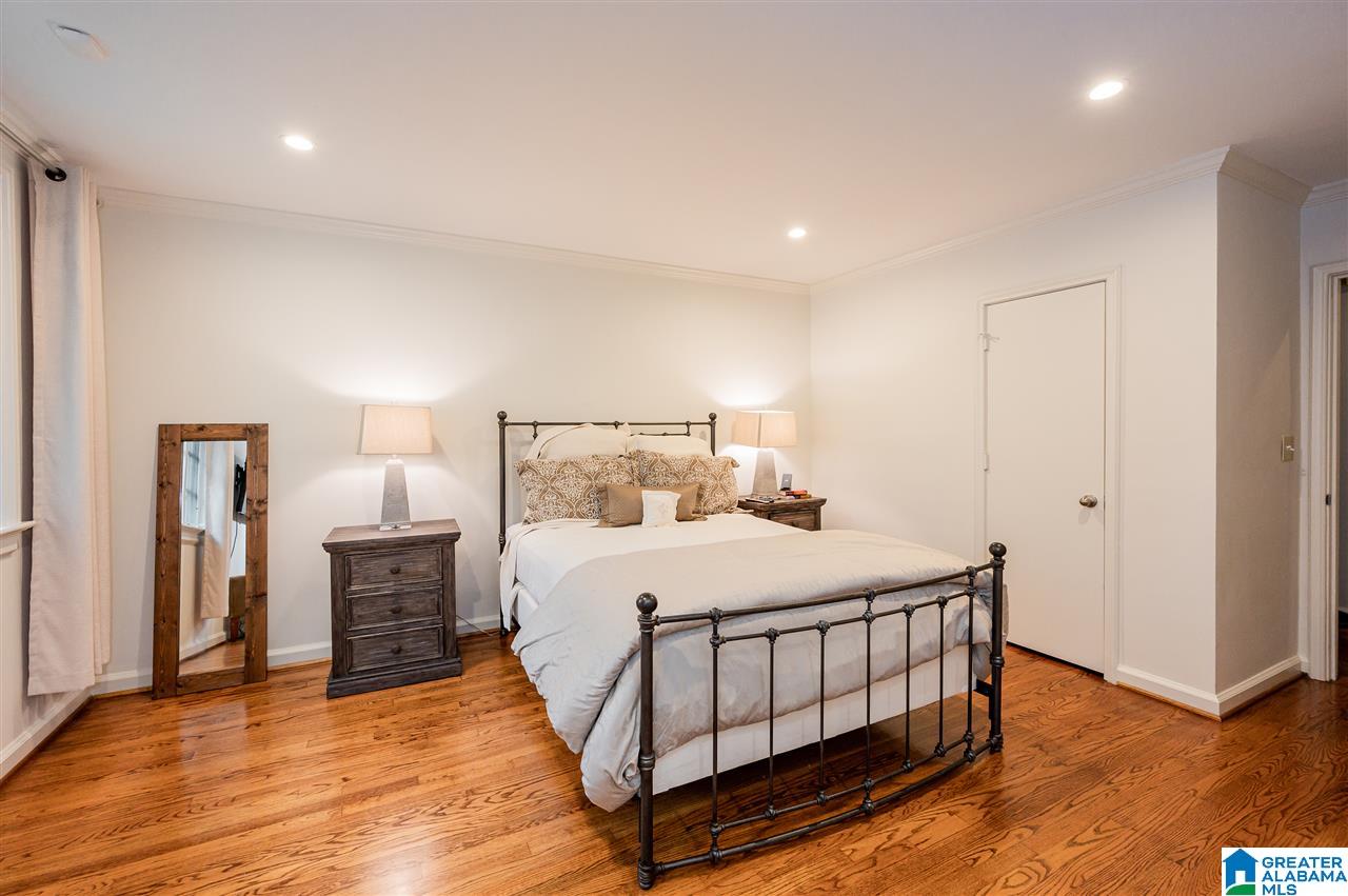 2472 Shades Crest Road Birmingham, AL 35216 - Photo 24 of 48