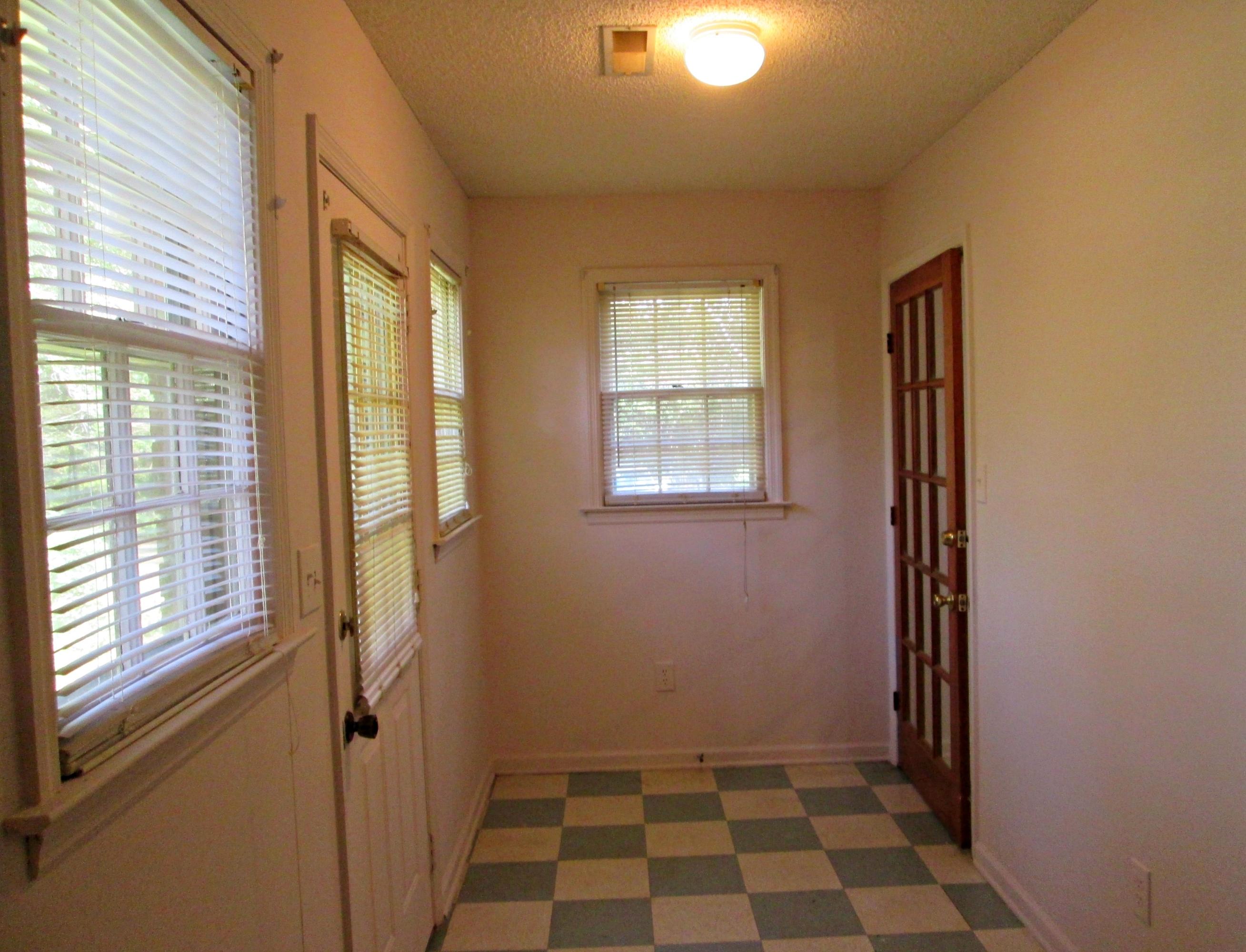758 Main Road Johns Island, SC 29455 - Photo 12 of 20 Porch Hallway