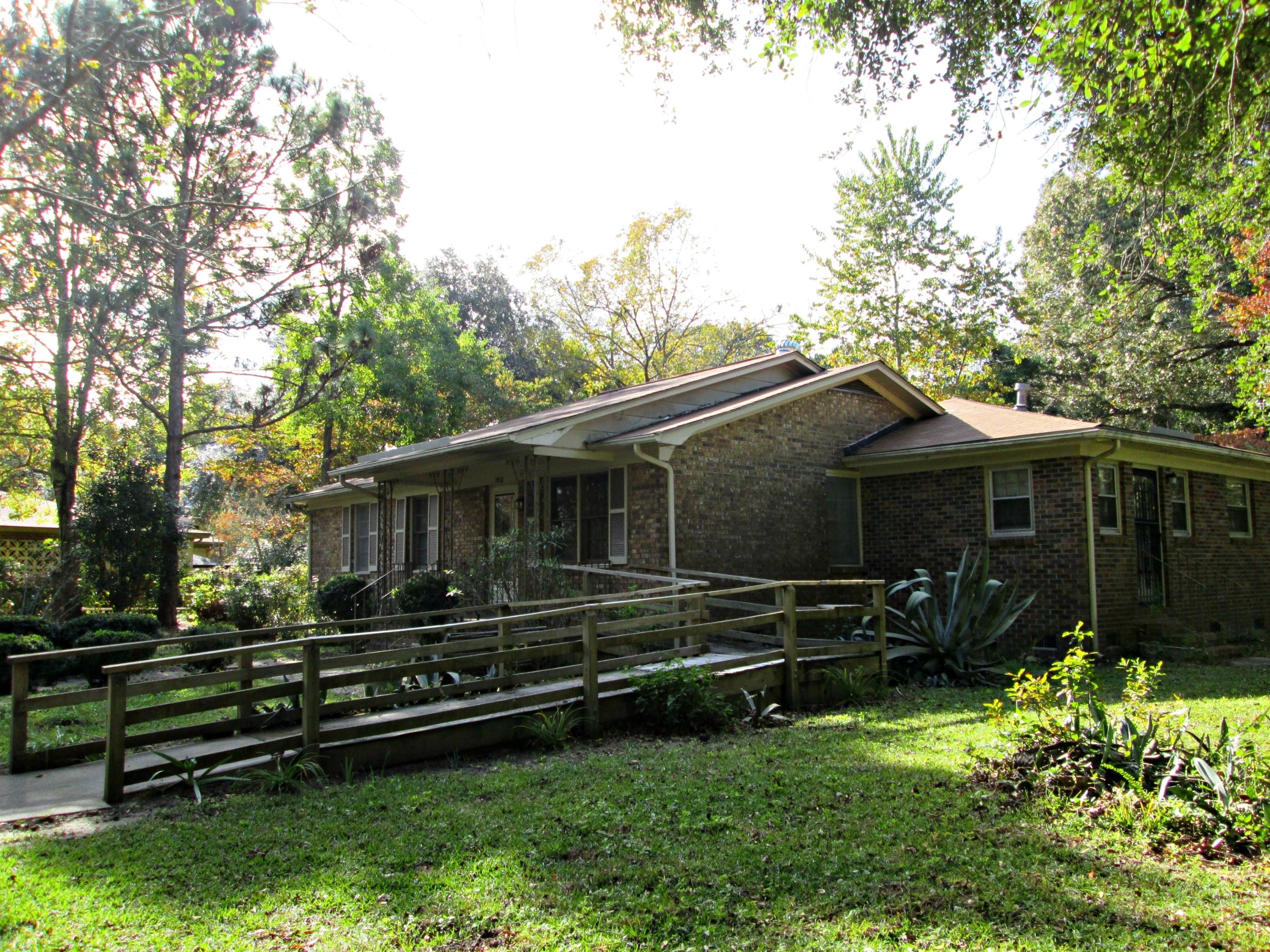 758 Main Road Johns Island, SC 29455 - Photo 5 of 20 Side of Home