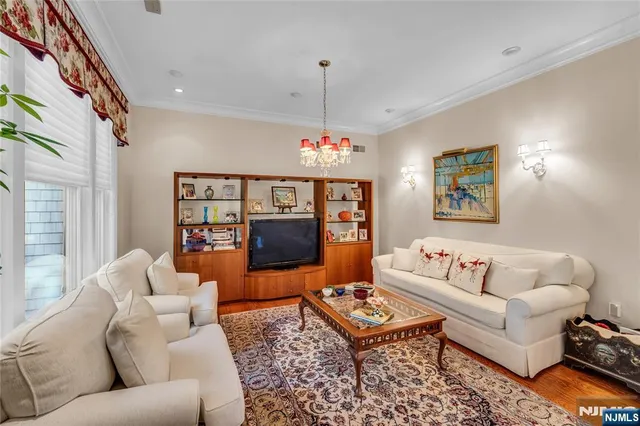 $2,950,000 | 11 Oconnors Lane, Old Tappan, NJ 07675