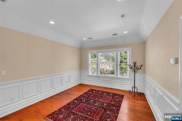 $2,950,000 | 11 Oconnors Lane, Old Tappan, NJ 07675