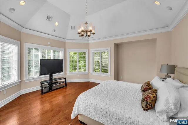 $2,950,000 | 11 Oconnors Lane, Old Tappan, NJ 07675