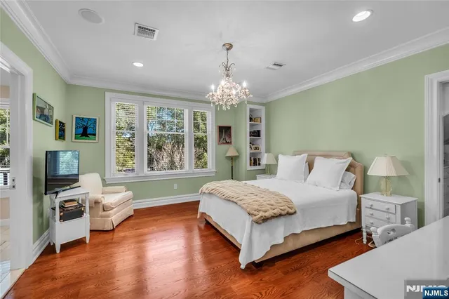 $2,950,000 | 11 Oconnors Lane, Old Tappan, NJ 07675