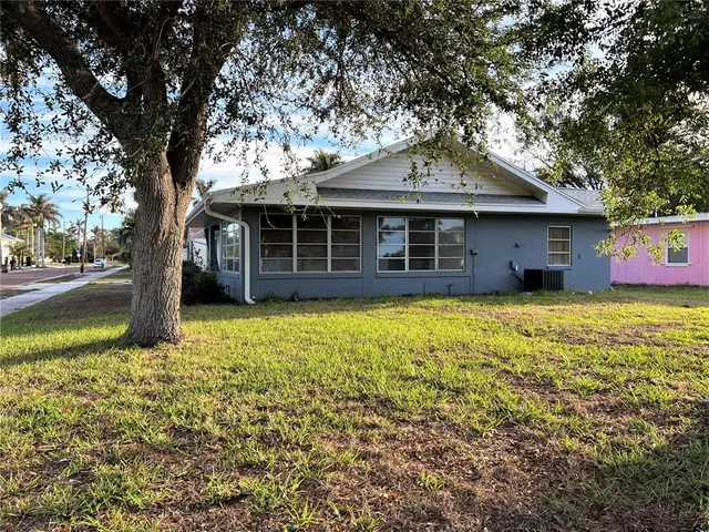 $249,000 | 627 Palm Avenue, Punta Gorda, FL 33950