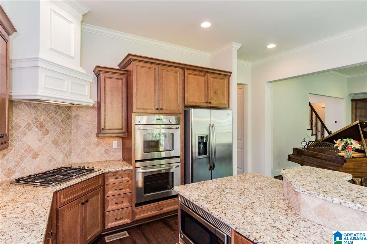 1381 Haddon Place Birmingham, AL 35226 - Photo 9 of 44