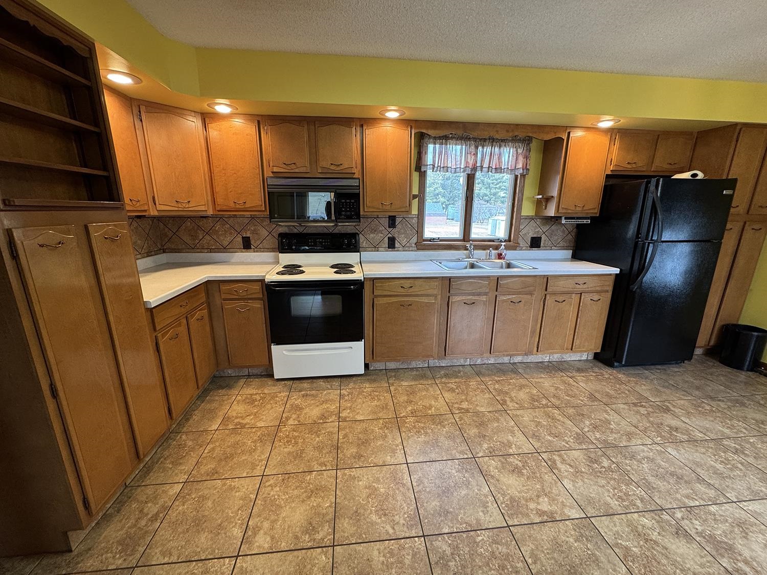 503 Main Street Chadwick, IL 61014 - Photo 10 of 34