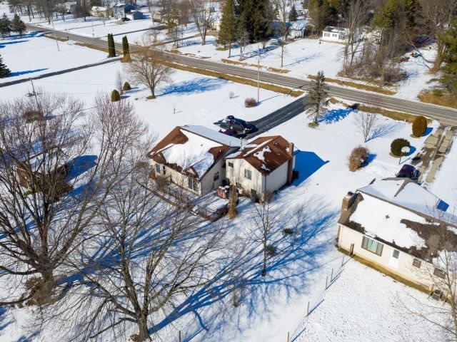 10095 West Stanley Road Flushing, MI 48433 - Photo 3 of 36 50033638-2.JPG
