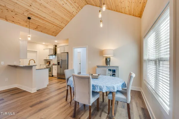 $499,900 | 4724 Sterling Lane, Kingsport, TN 37664