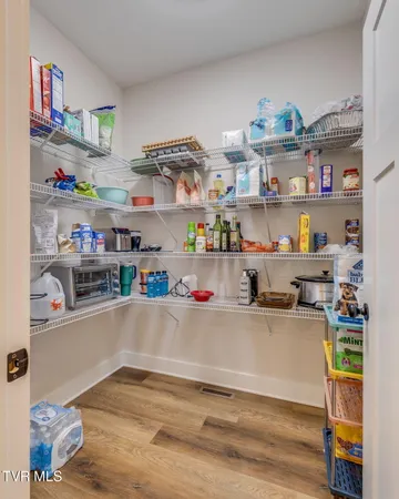 $499,900 | 4724 Sterling Lane, Kingsport, TN 37664