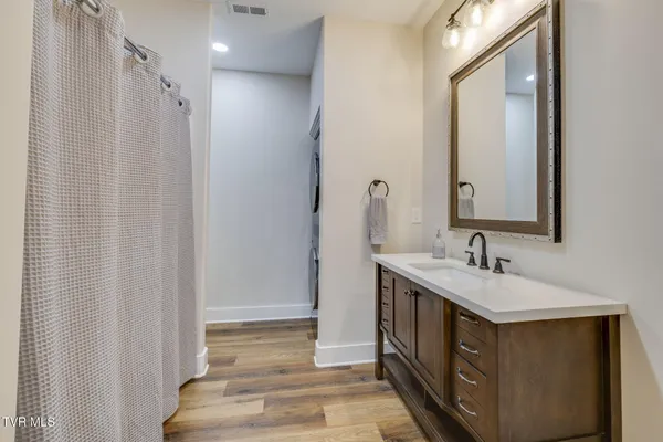 $499,900 | 4724 Sterling Lane, Kingsport, TN 37664