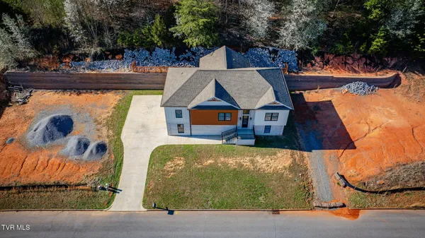 $499,900 | 4724 Sterling Lane, Kingsport, TN 37664