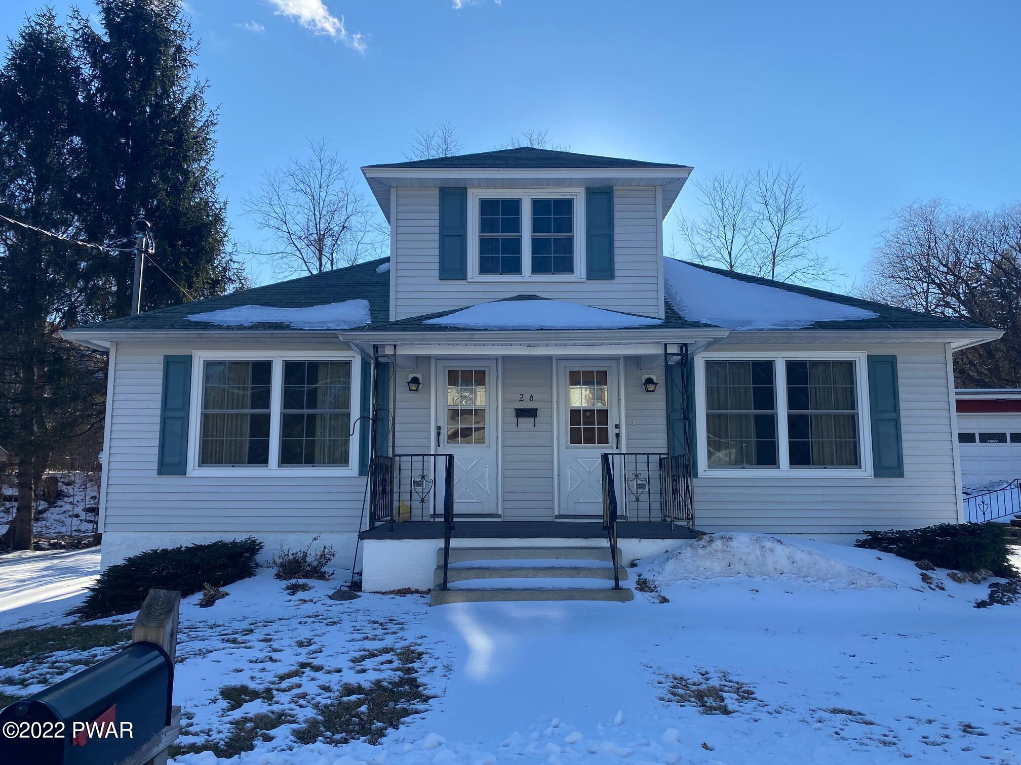 26 Patterson Street Waymart, PA 18472 - Photo 2 of 35