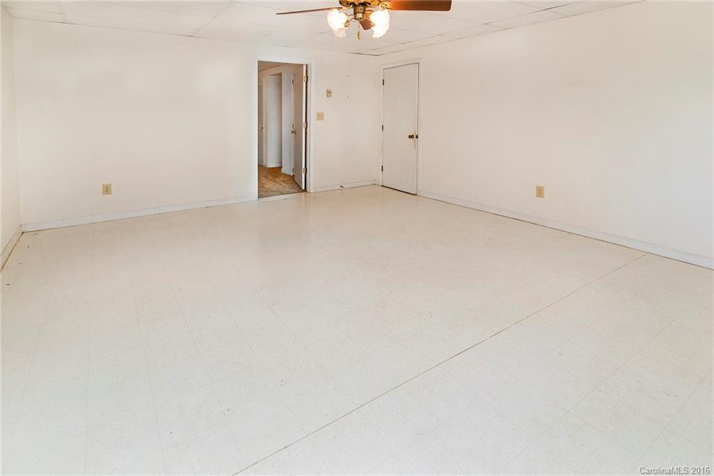8864 Hagers Ferry Road Denver, NC 28037 - Photo 17 of 24 Gallery Image 17