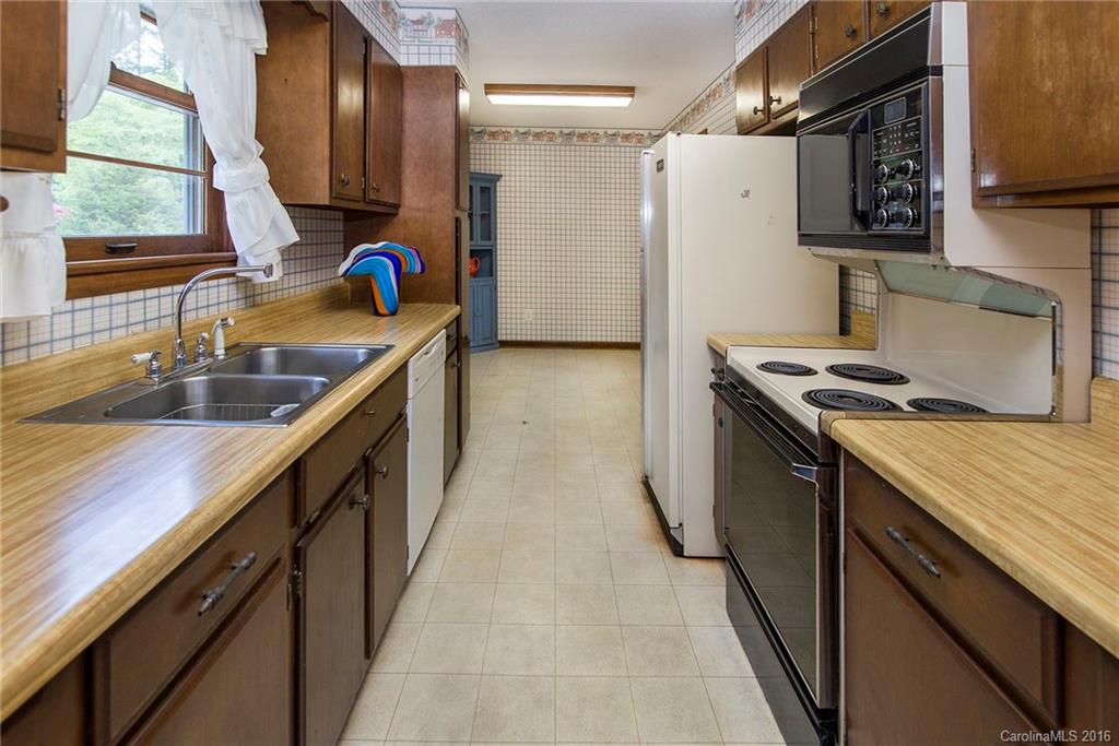 8864 Hagers Ferry Road Denver, NC 28037 - Photo 7 of 24 Gallery Image 7
