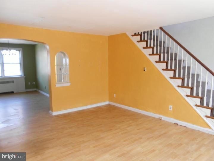 613 Andover Road Upper Darby, PA 19082 - Photo 2 of 16