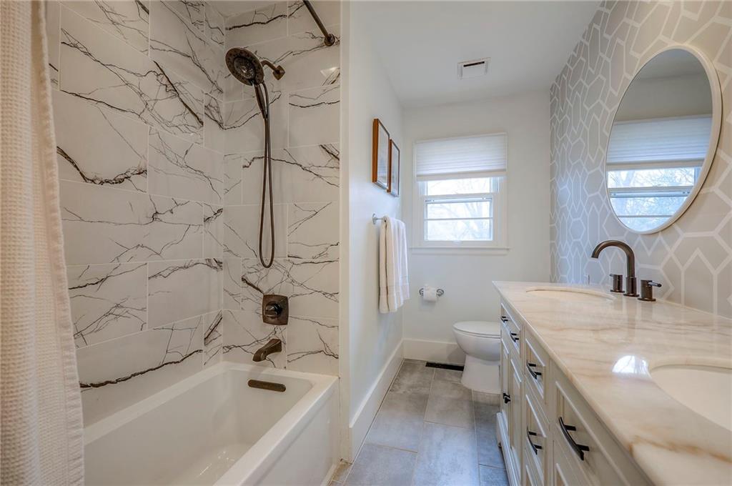 8025 Tomahawk Road Prairie Village, KS 66208 - Photo 26 of 39