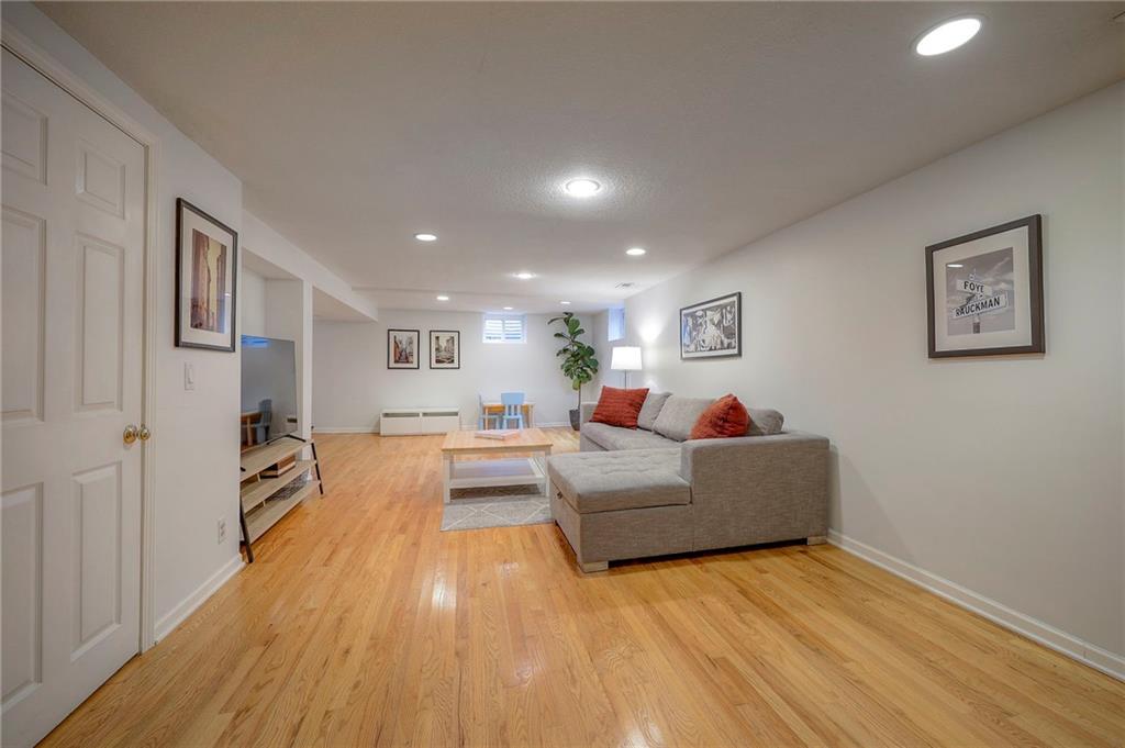 8025 Tomahawk Road Prairie Village, KS 66208 - Photo 27 of 39