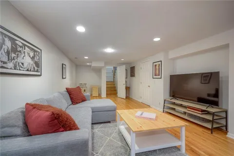 $525,000 | 8025 Tomahawk Road, Prairie Village, KS 66208