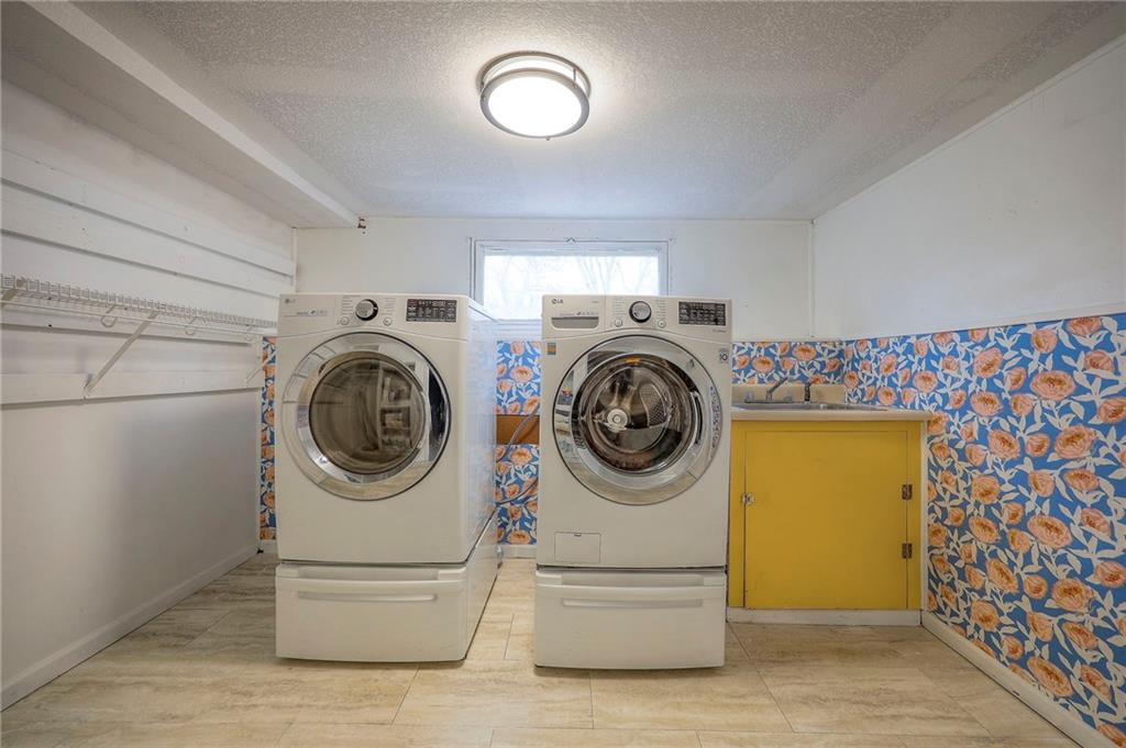 8025 Tomahawk Road Prairie Village, KS 66208 - Photo 32 of 39