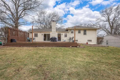 $525,000 | 8025 Tomahawk Road, Prairie Village, KS 66208