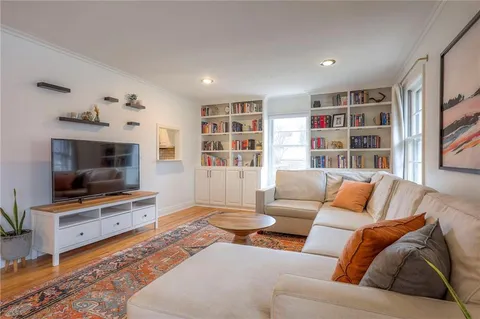 $525,000 | 8025 Tomahawk Road, Prairie Village, KS 66208