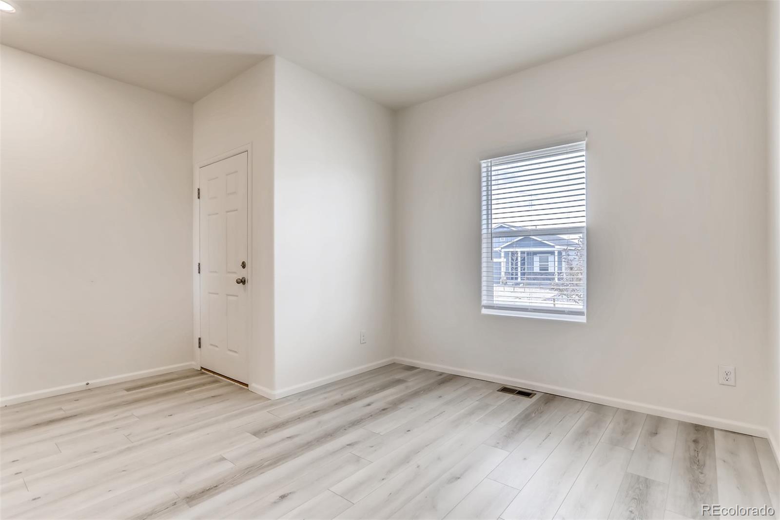 382 Maple Street Bennett, CO 80102 - Photo 13 of 29