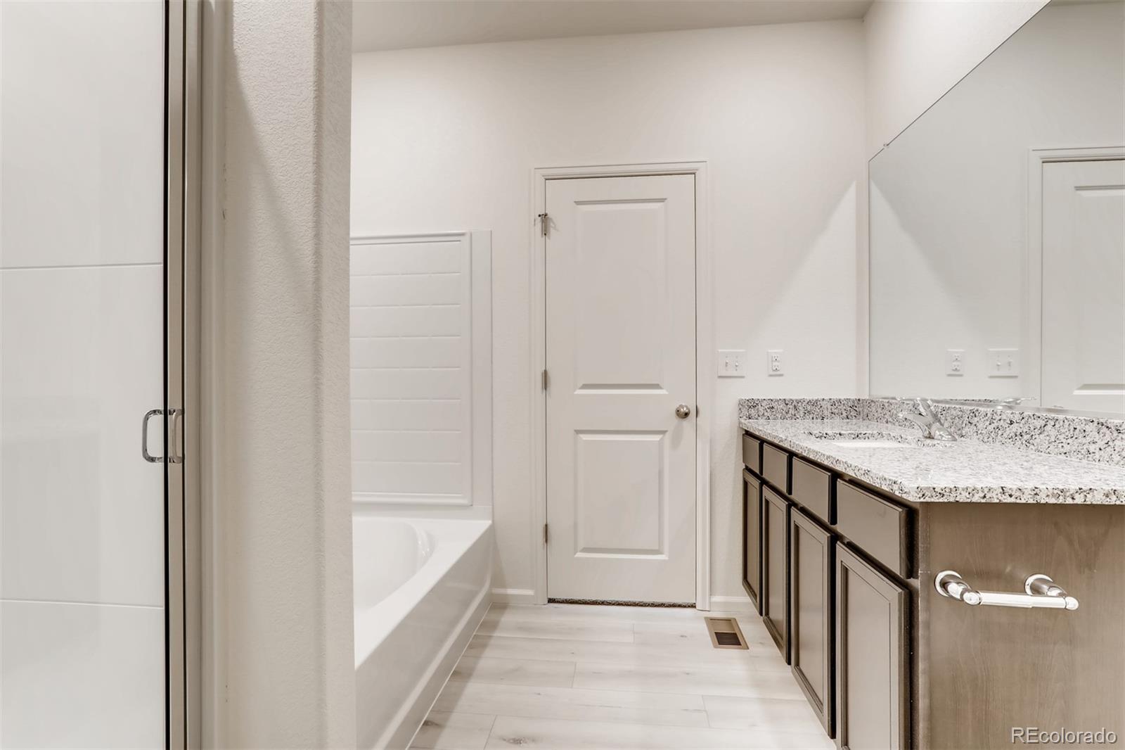 382 Maple Street Bennett, CO 80102 - Photo 19 of 29