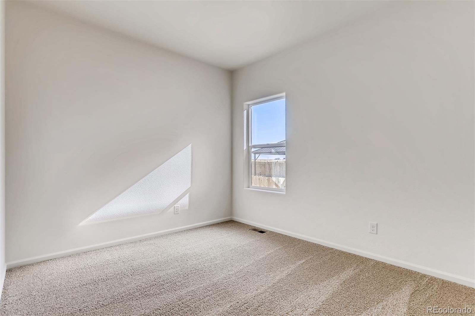 382 Maple Street Bennett, CO 80102 - Photo 23 of 29