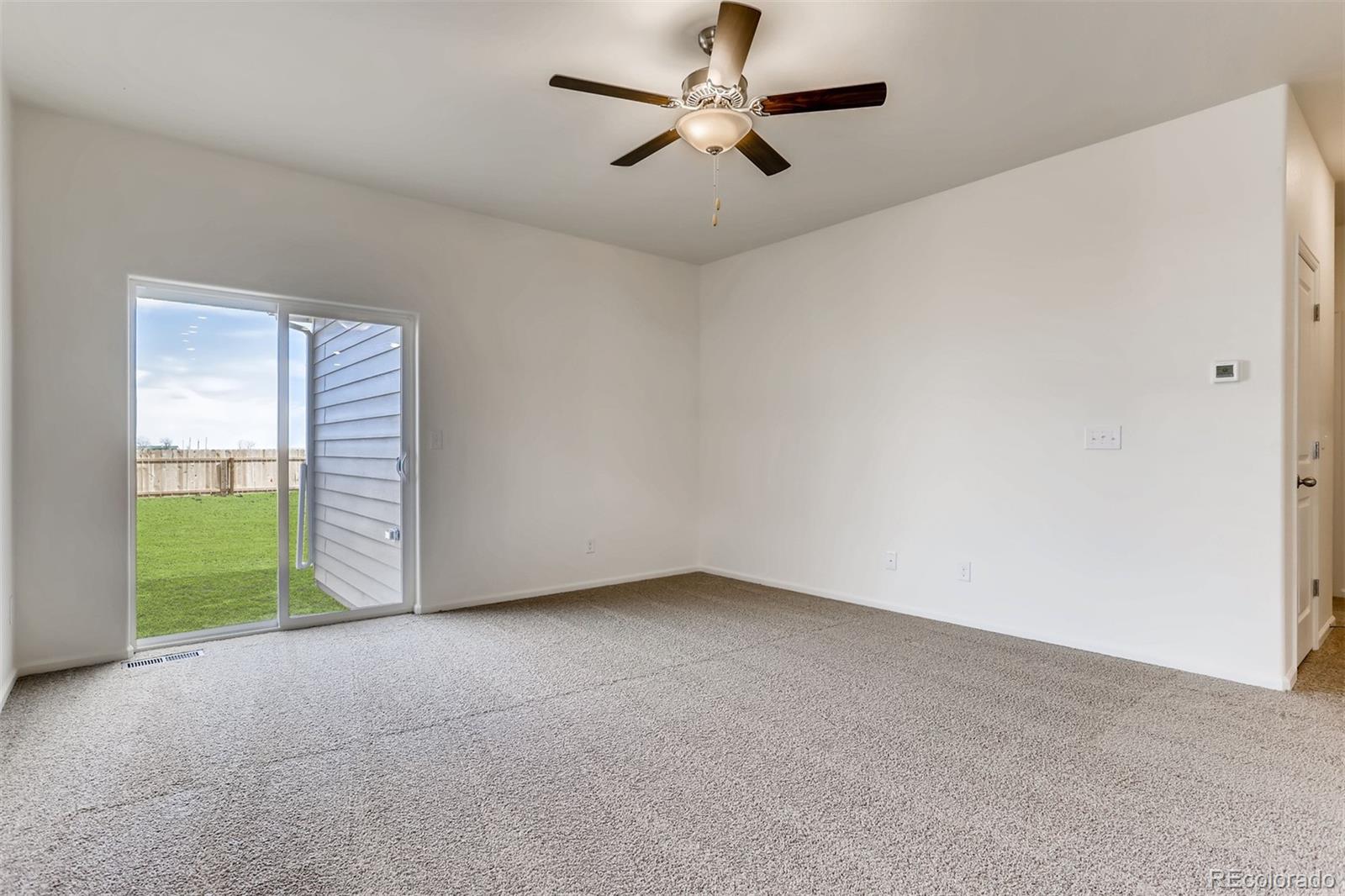 382 Maple Street Bennett, CO 80102 - Photo 7 of 29