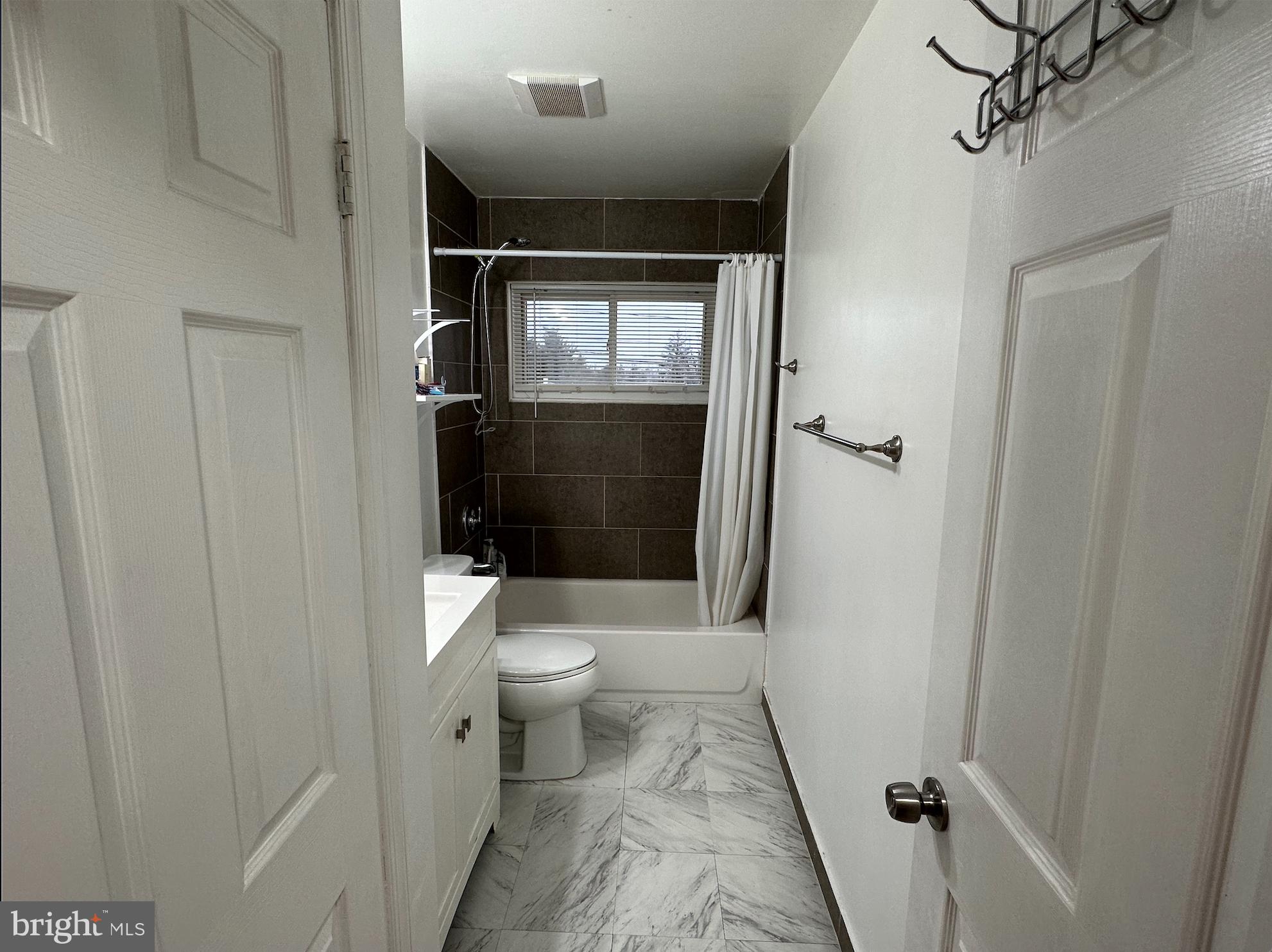 1002 Hallimont Road Catonsville, MD 21228 - Photo 13 of 20 Gallery Image 13