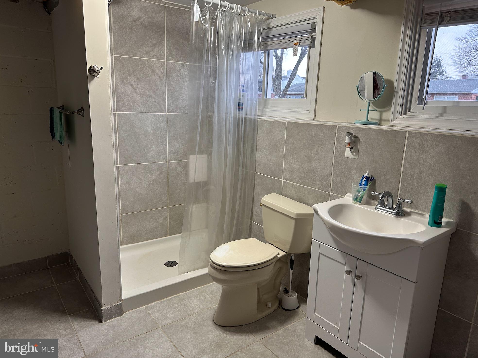 1002 Hallimont Road Catonsville, MD 21228 - Photo 16 of 20 Gallery Image 16