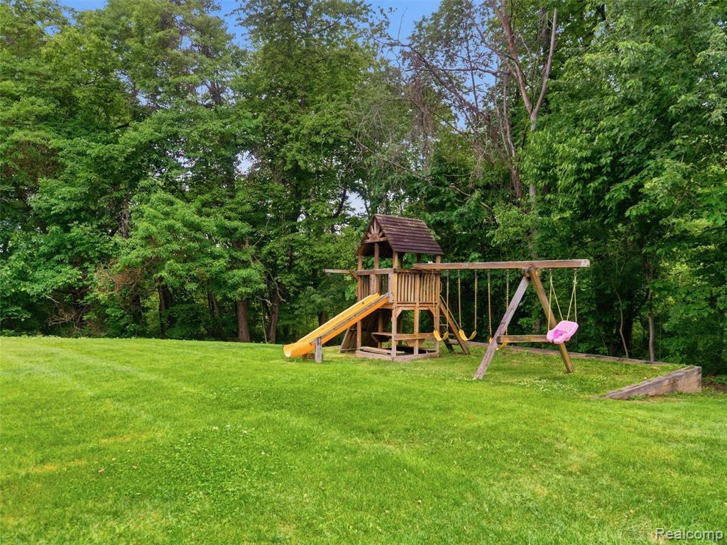 5454 Creekmonte Drive Rochester, MI 48306 - Photo 55 of 69