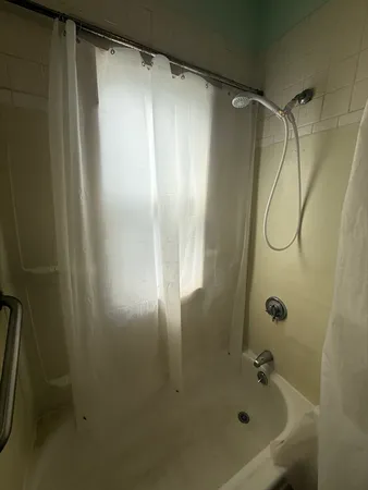 $4,600 | 7 Hoyle Street, Unit 2, Norwood, MA 02062