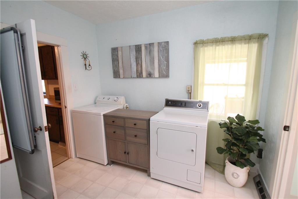 104 Sutherland Road Jeannette, PA 15644 - Photo 12 of 23 laundry room