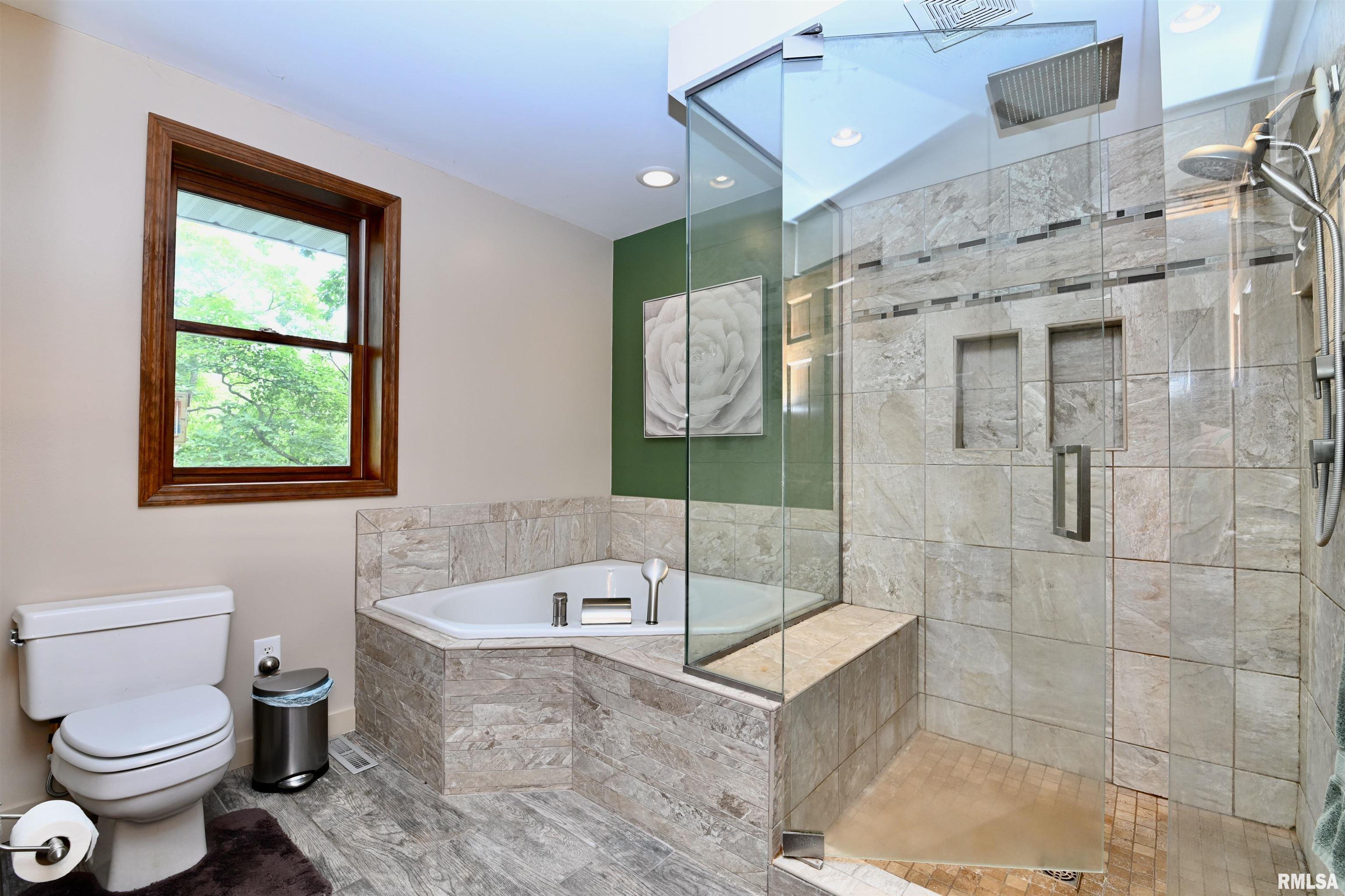 113 Wood Ridge Drive Dunlap, IL 61525 - Photo 8 of 59 Gallery Image 8