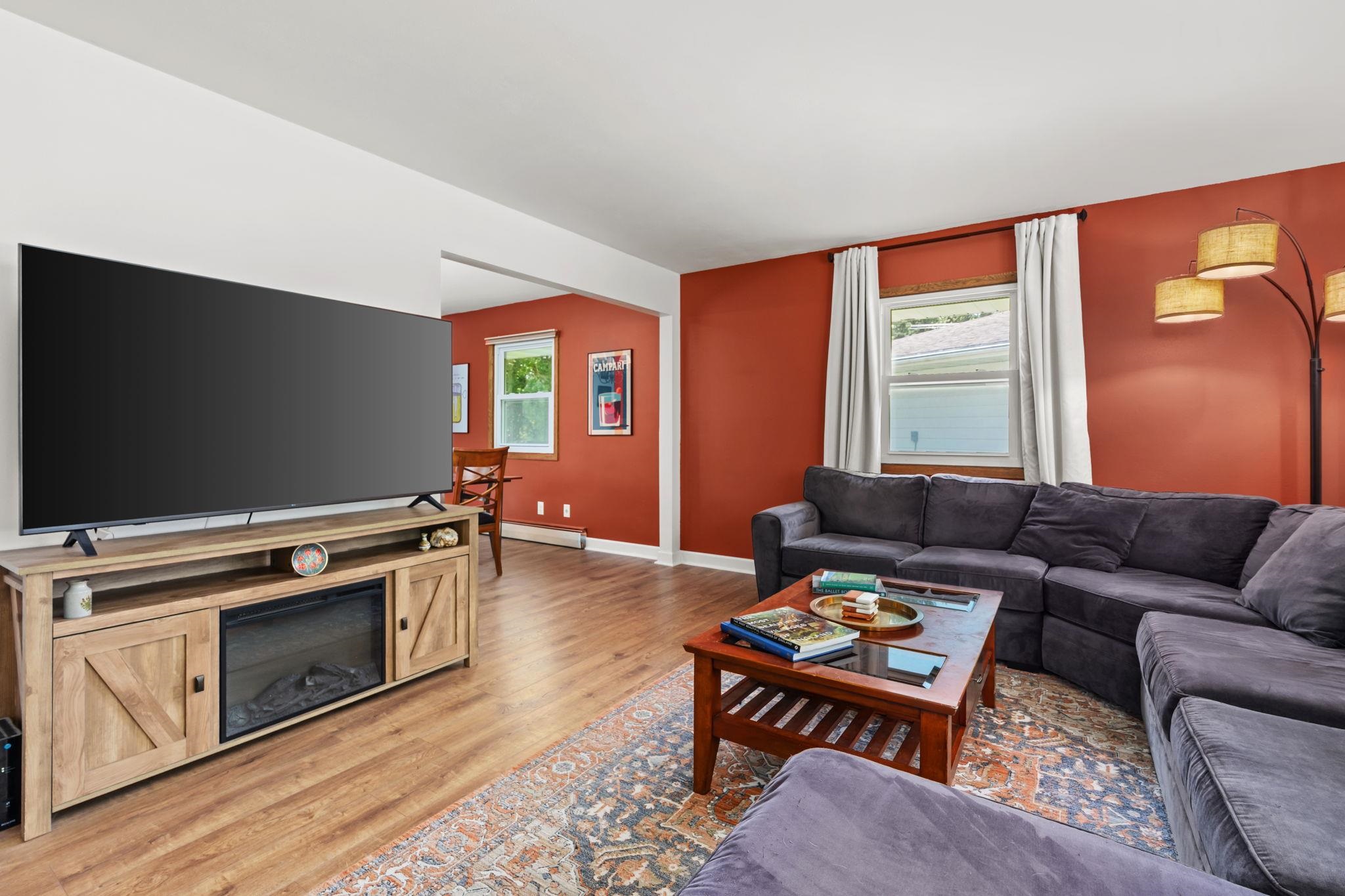 1011 Bay Ridge Road Madison, WI 53716 - Photo 6 of 38