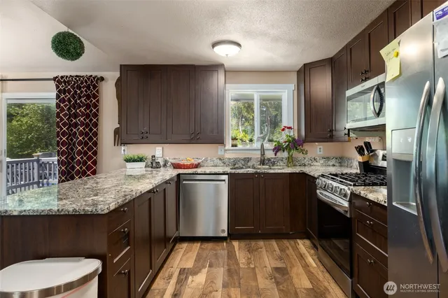 $660,000 | 2809 East Sunset Drive, Bellingham, WA 98226