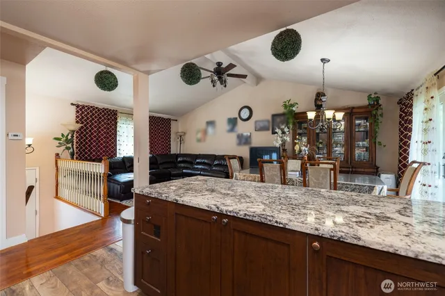 $660,000 | 2809 East Sunset Drive, Bellingham, WA 98226