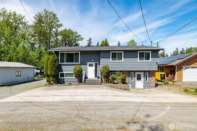 $660,000 | 2809 East Sunset Drive, Bellingham, WA 98226