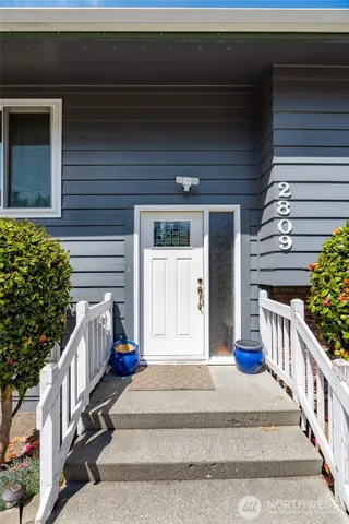 $660,000 | 2809 East Sunset Drive, Bellingham, WA 98226
