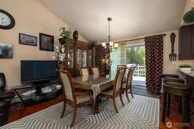 $660,000 | 2809 East Sunset Drive, Bellingham, WA 98226