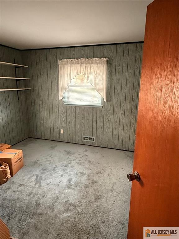 5 Meyer Road Edison, NJ 08817 - Photo 26 of 34 an empty room with a window