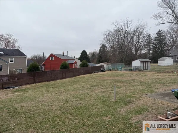 $572,000 | 5 Meyer Road, Edison, NJ 08817