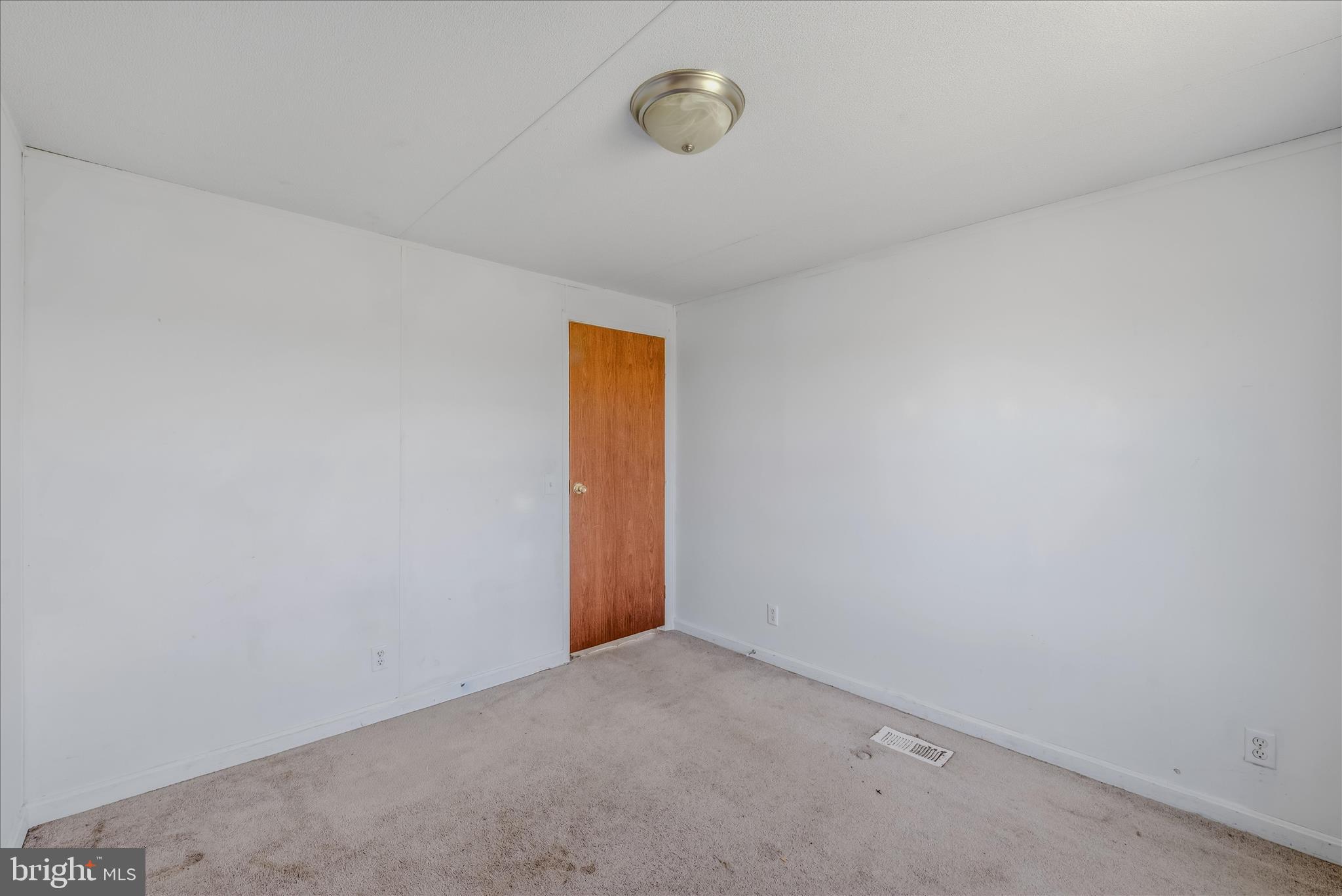 1420 Eppinger Road Berkeley Springs, WV 25411 - Photo 21 of 47 Bedroom 2